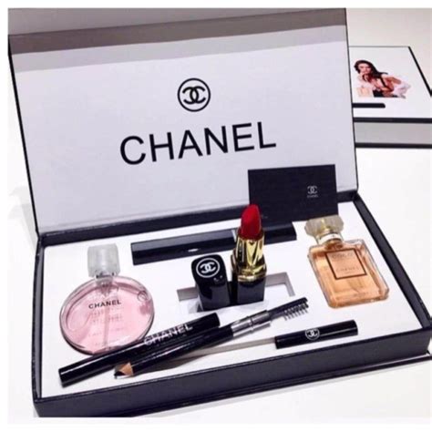 cosméticos chanel